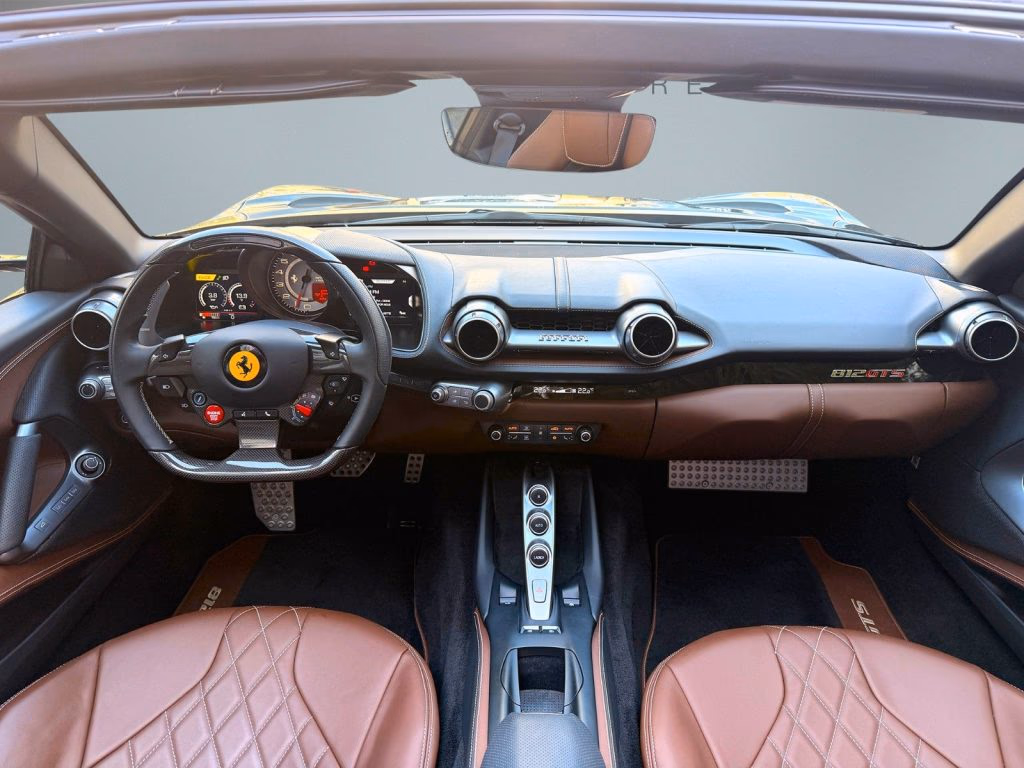 Ferrari 812 GTS LIFT Carbon Kamera Diamond Seats 360°, Ansicht 3