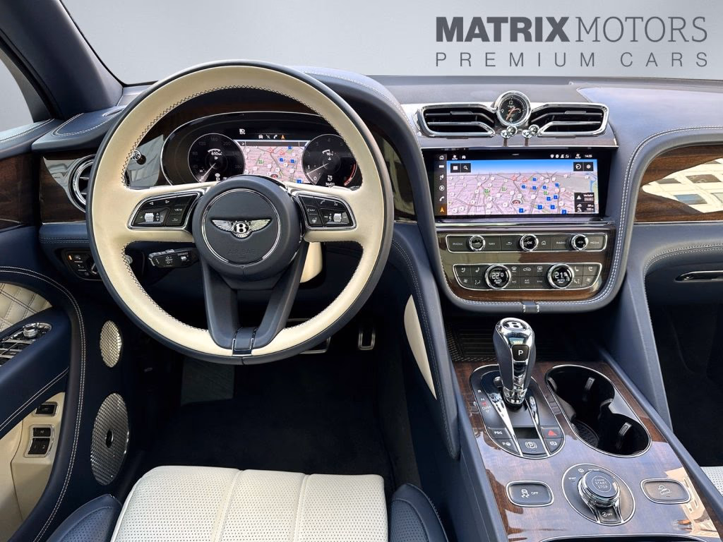 Bentley Bentayga V8 First Edition 1.Hand E-AHK NAIM, Ansicht 3