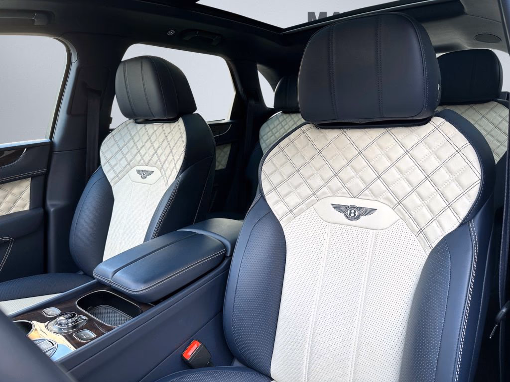 Bentley Bentayga V8 First Edition 1.Hand E-AHK NAIM, Ansicht 4