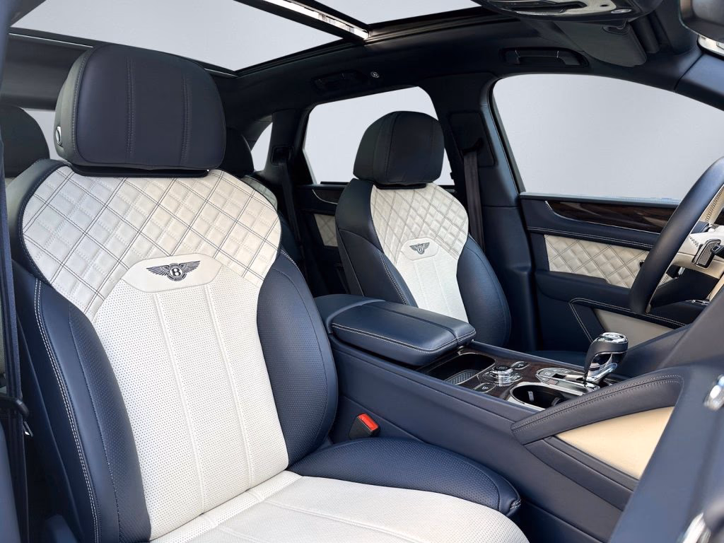 Bentley Bentayga V8 First Edition 1.Hand E-AHK NAIM, Ansicht 12