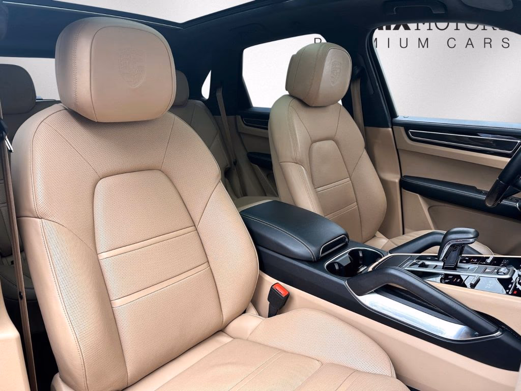 Porsche Cayenne Turbo Carbon cooled&heated Chrono 1.Hand, Ansicht 12